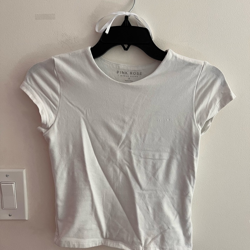 Pink Rose Women's White Top🪽
